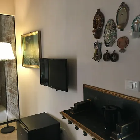 Sette Fate E Solarium ゲストハウス